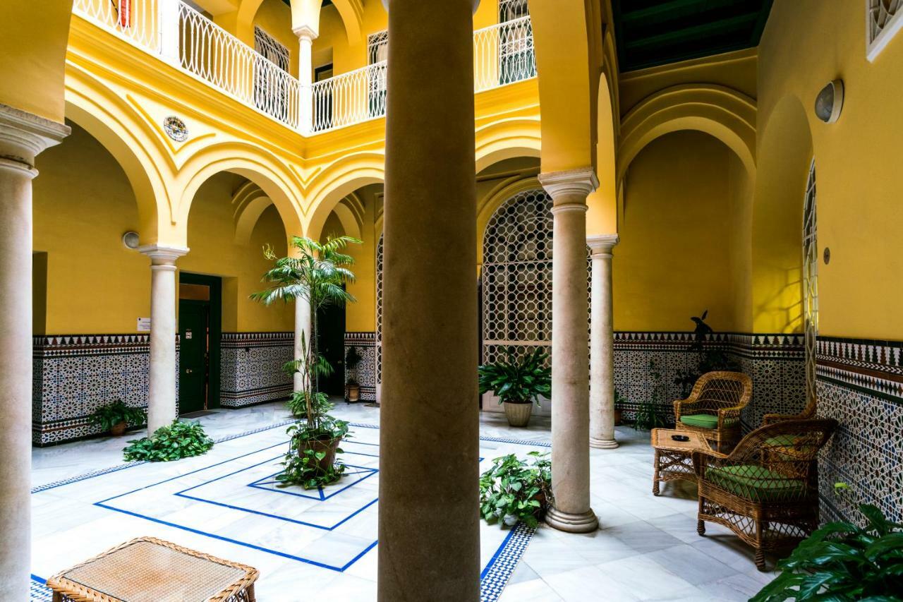 Holidays Isbilia Centro By Valcambre Sevilla Exteriér fotografie